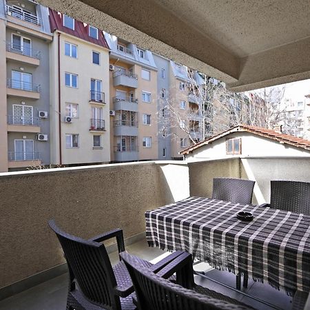 Hostel 42 Skopje Bagian luar foto