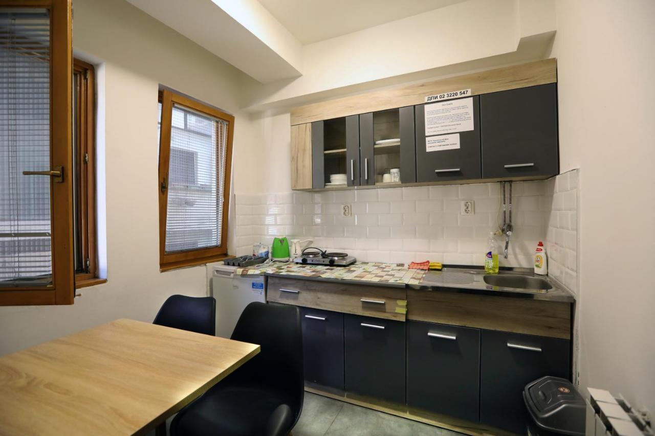 Hostel 42 Skopje Bagian luar foto