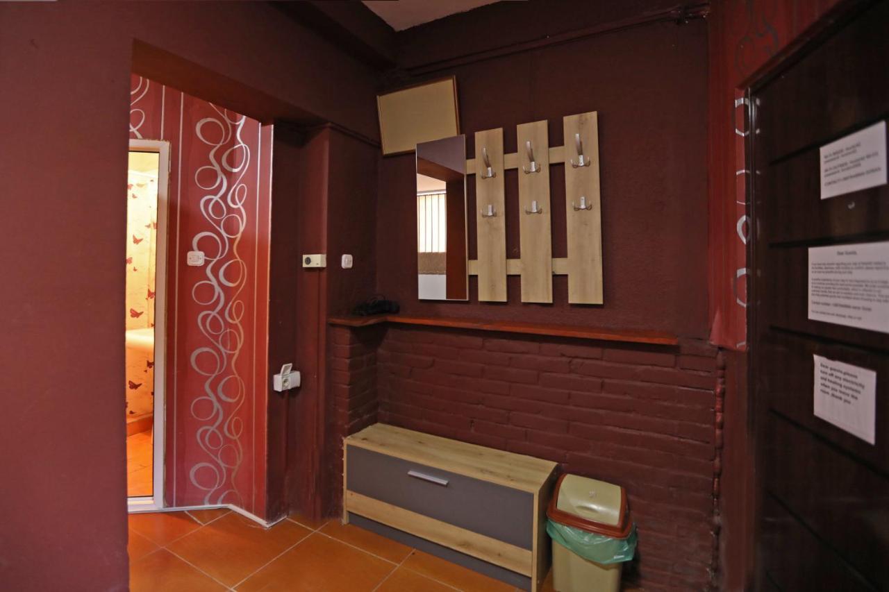 Hostel 42 Skopje Bagian luar foto